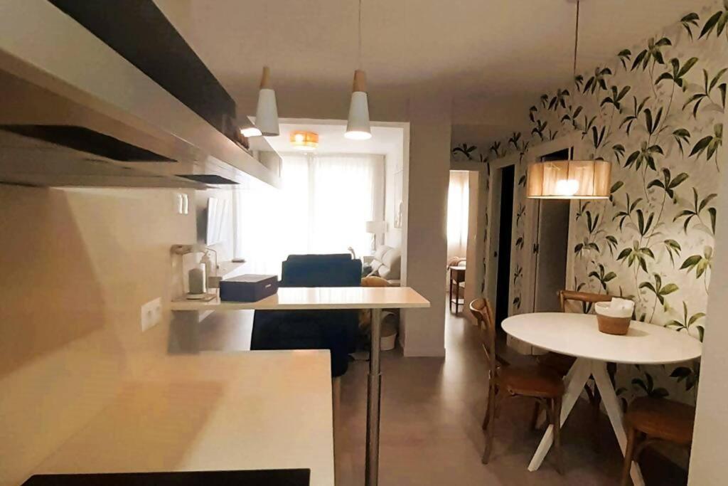 Ferienwohnung Mendoza A Un Paso De La Playa Málaga Exterior foto